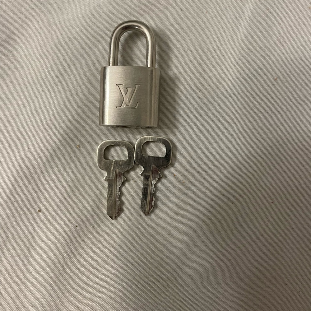 Louis Vuitton Silver Padlock with Keys